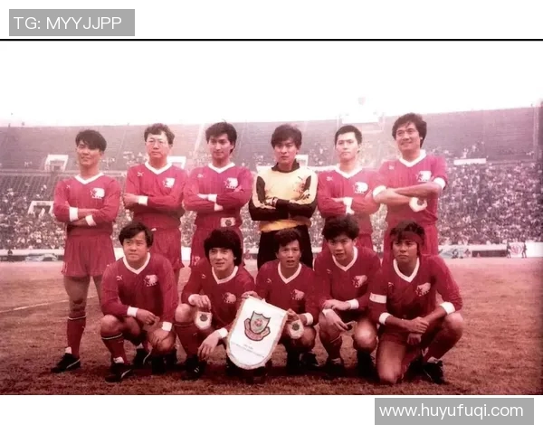 电影《足球星火》中的主要角色由谁饰演及演员背景解析