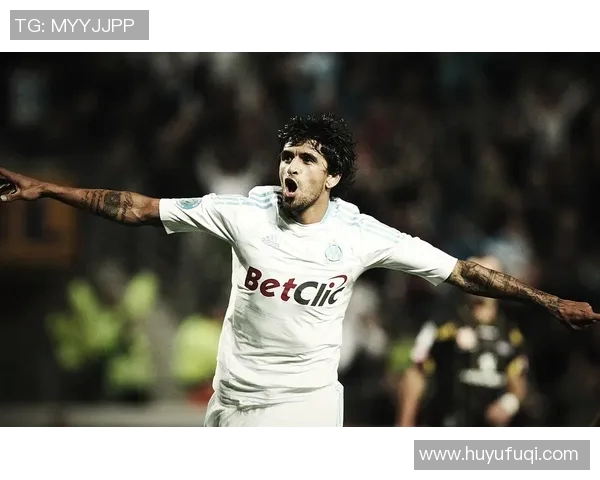 足球明星暗黑风格壁纸，打造极致视觉冲击与动感魅力完美融合